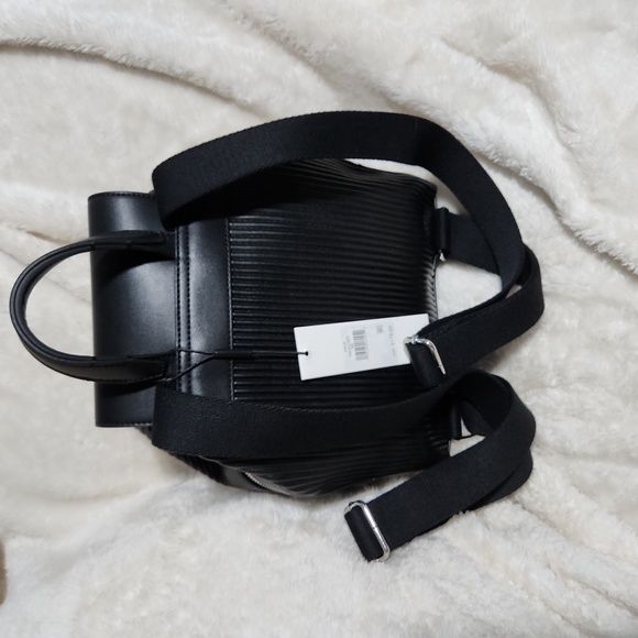 NWT Calvin Klein Millie Backpack BLACK - Picture 3 of 10